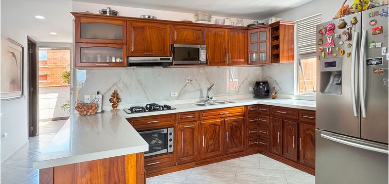Apartamento en Venta en Medellín, Belén Nogal - Los Almendros-4
