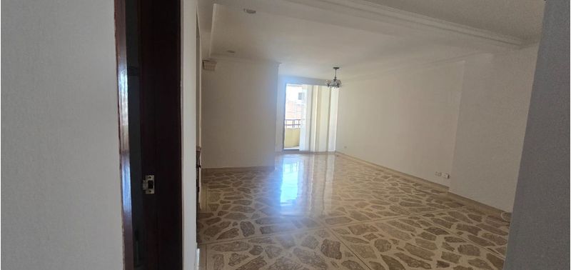 Apartamento en Venta en Medellín, Laureles-3