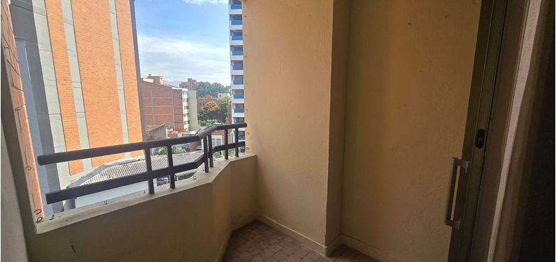 Apartamento en Venta en Medellín, Laureles-26