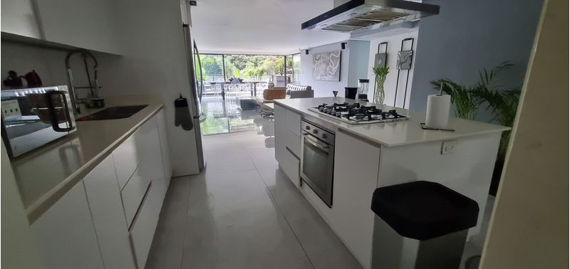 Apartamento en Venta en Medellín, El Poblado-1
