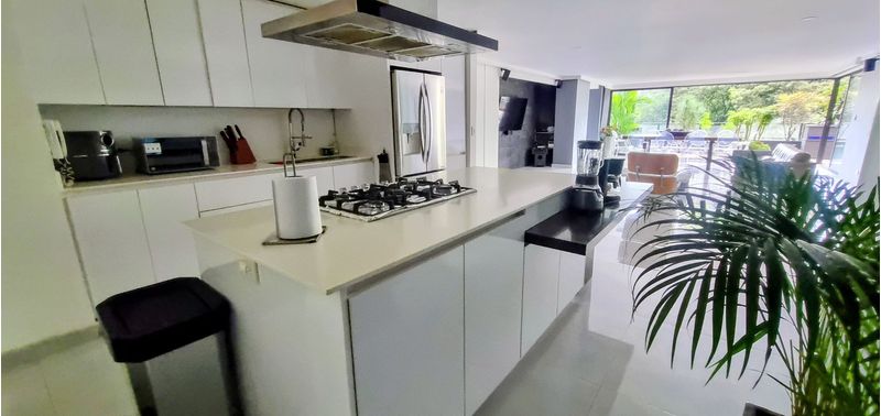 Apartamento en Venta en Medellín, El Poblado-2