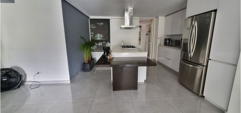 Apartamento en Venta en Medellín, El Poblado-4