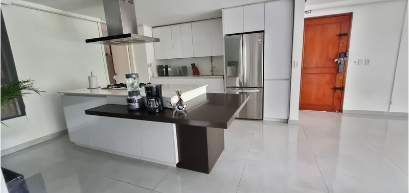 Apartamento en Venta en Medellín, El Poblado-5