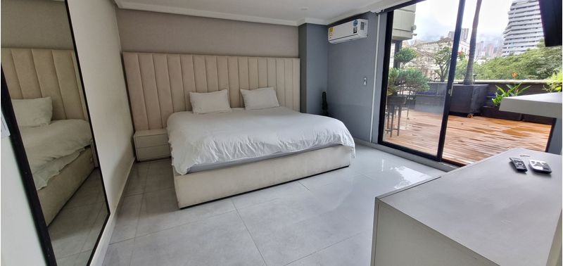 Apartamento en Venta en Medellín, El Poblado-6