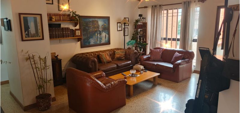 Apartamento en Venta en Medellín, San Joaquín