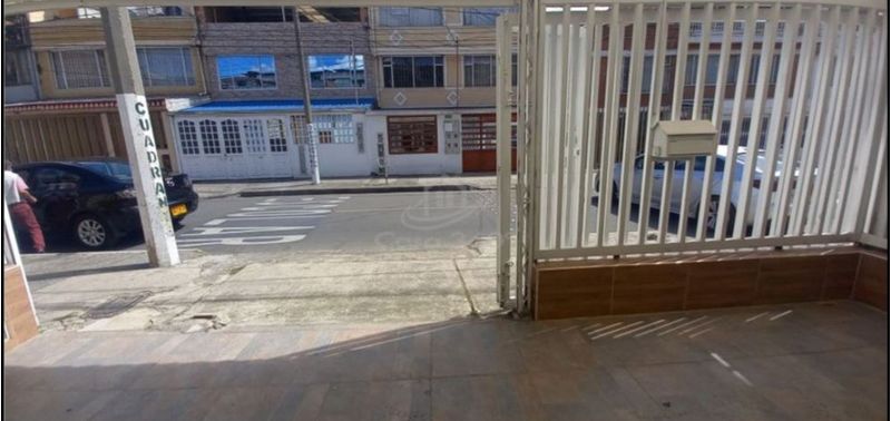 Casa en Venta en Bogotá, D.C., Ciudad Montes-1
