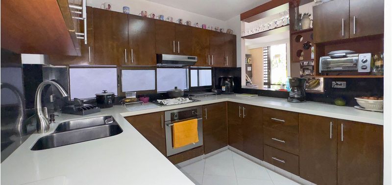 Apartamento en Venta en Medellín, Belén Nogal - Los Almendros-2