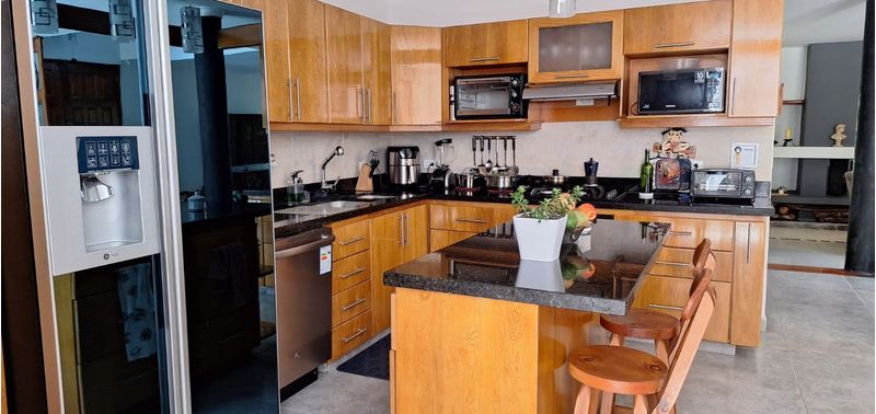 Casa en Venta en Medellín, El Poblado-1