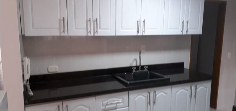 Apartamento en Venta en Medellín, Laureles-0