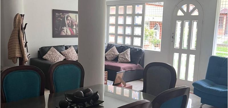 Casa en Venta en Medellín, Belén-0