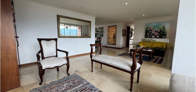Apartamento en Venta en Medellín, El Poblado-0