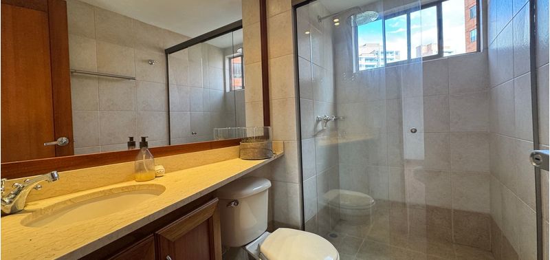 Apartamento en Venta en Medellín, El Poblado-11