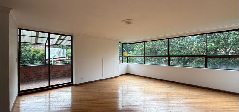 Apartamento en Venta en Medellín, Las Lomas-1