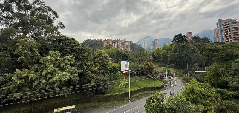 Apartamento en Venta en Medellín, Las Lomas-9