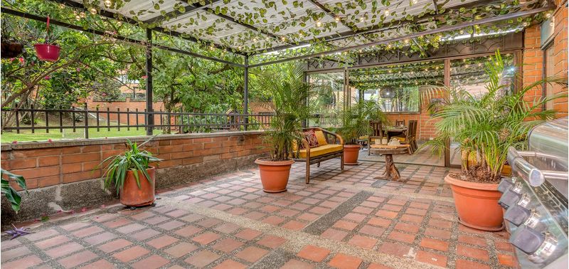 Apartamento en Venta en Medellín, El Poblado-0