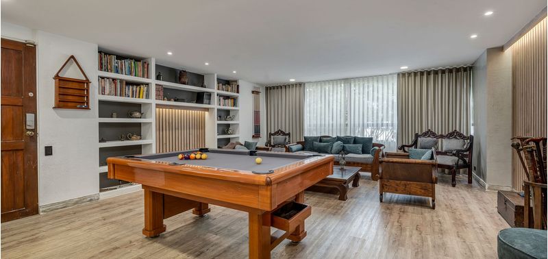 Apartamento en Venta en Medellín, El Poblado-1