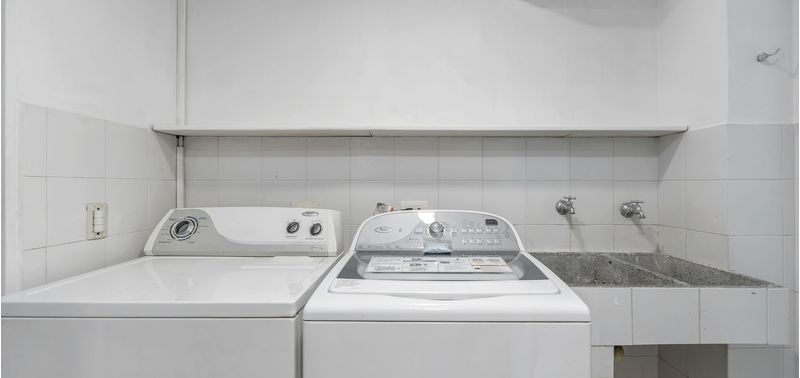 Apartamento en Venta en Medellín, El Poblado-23