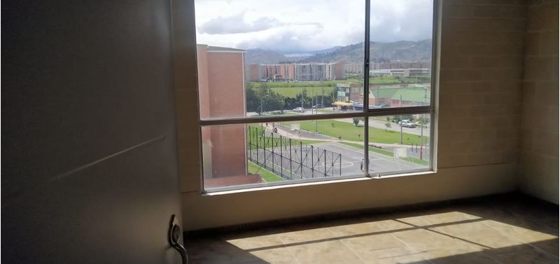 Apartamento en Venta en Soacha, Compartir-4
