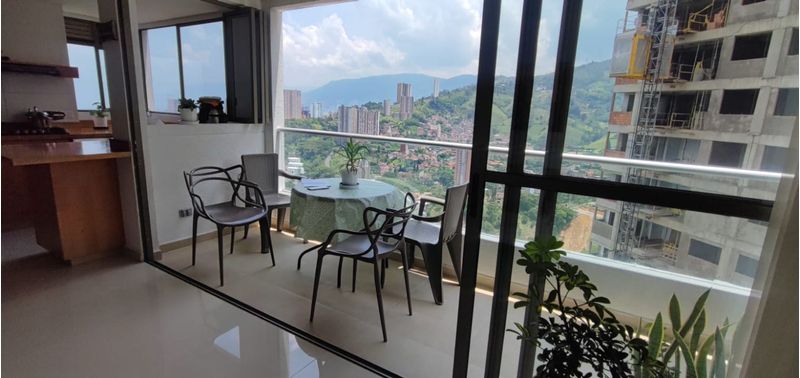 Apartamento en Venta en Medellín, San Martín-0