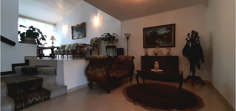Casa en Venta en Bogotá, D.C., Pontevedra-2