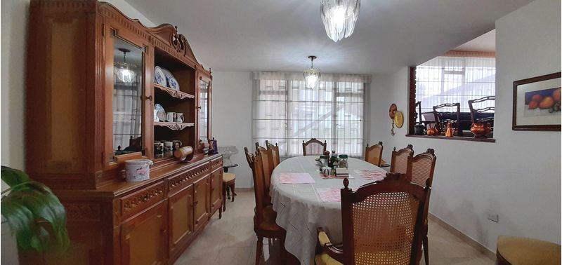 Casa en Venta en Bogotá, D.C., Pontevedra-9