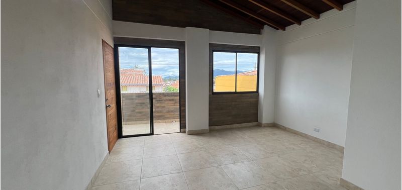 Apartamento en Venta en La Ceja, La Ceja-2