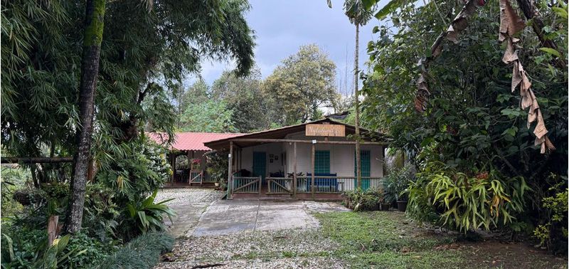 Casa en Venta en Guarne, Toldas-0