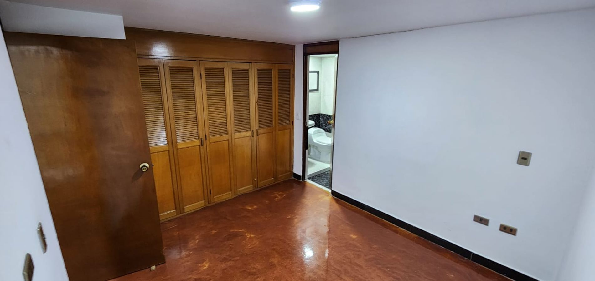 Apartamento en Venta en Envigado, Andalucía-1