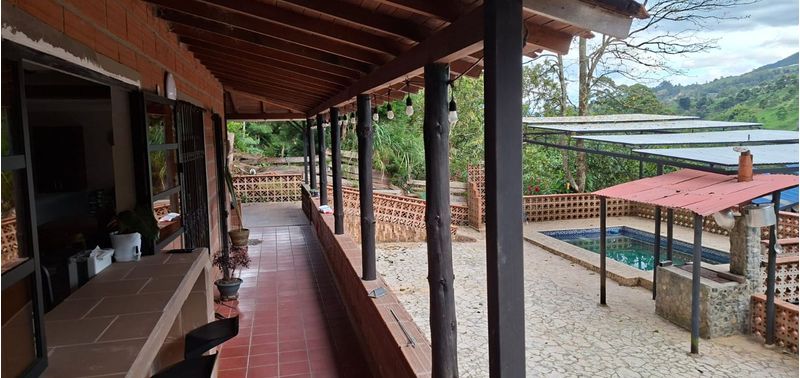 Casa en Venta en Medellín, San Antonio de Prado-16