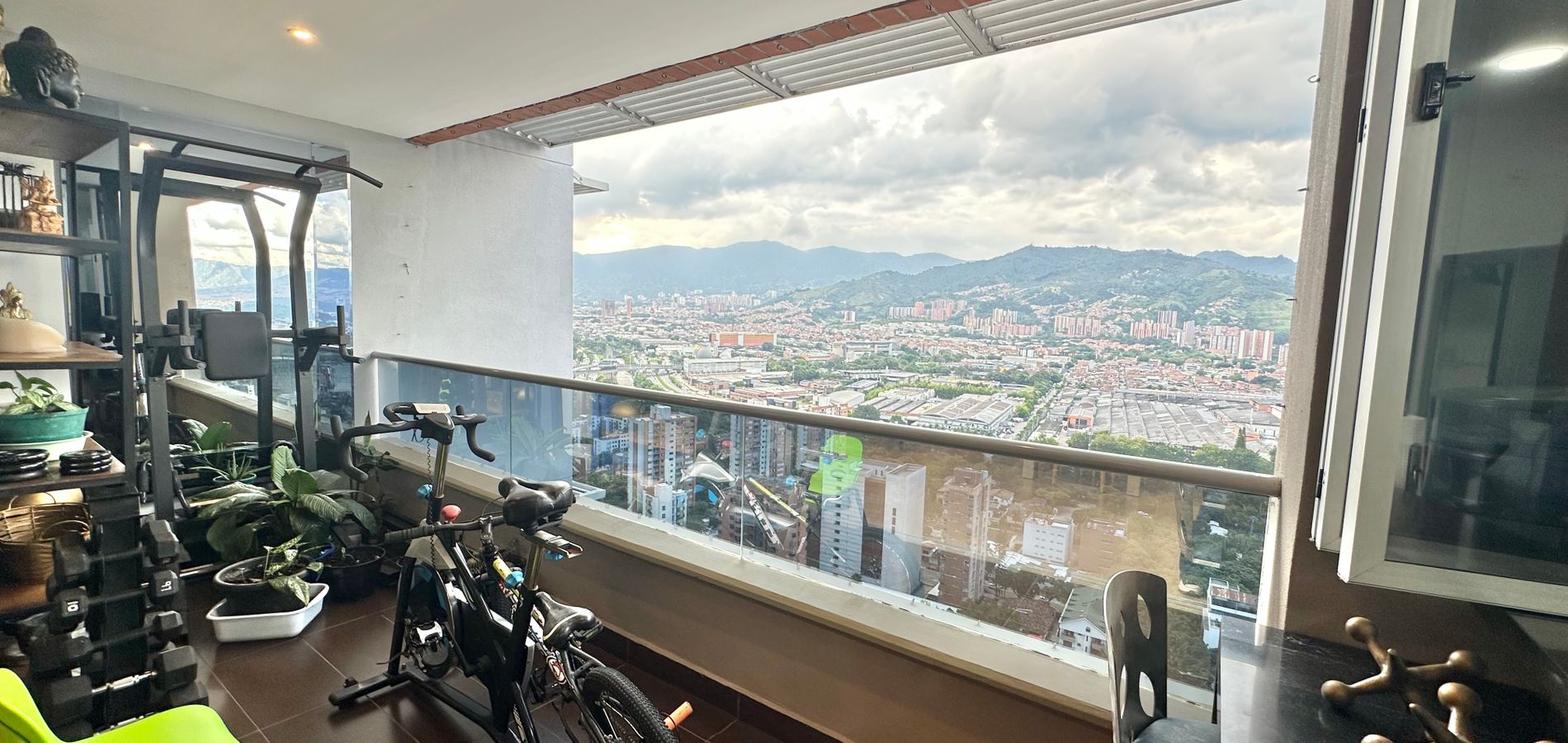 Apartamento en Venta en Medellín, Santa María de los Ángeles-2
