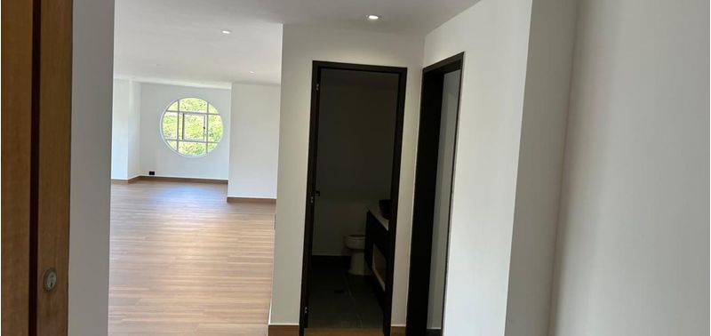 Apartamento en Venta en Medellín, El Poblado-1