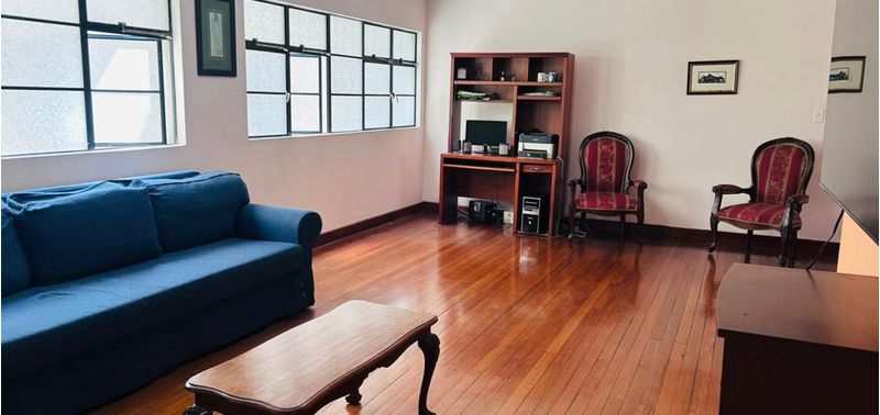 Apartamento en Venta en Medellín, Candelaria-1