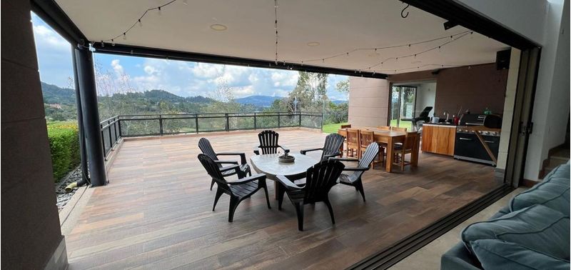 Casa en Venta en Envigado, Loma Del Escobero-0