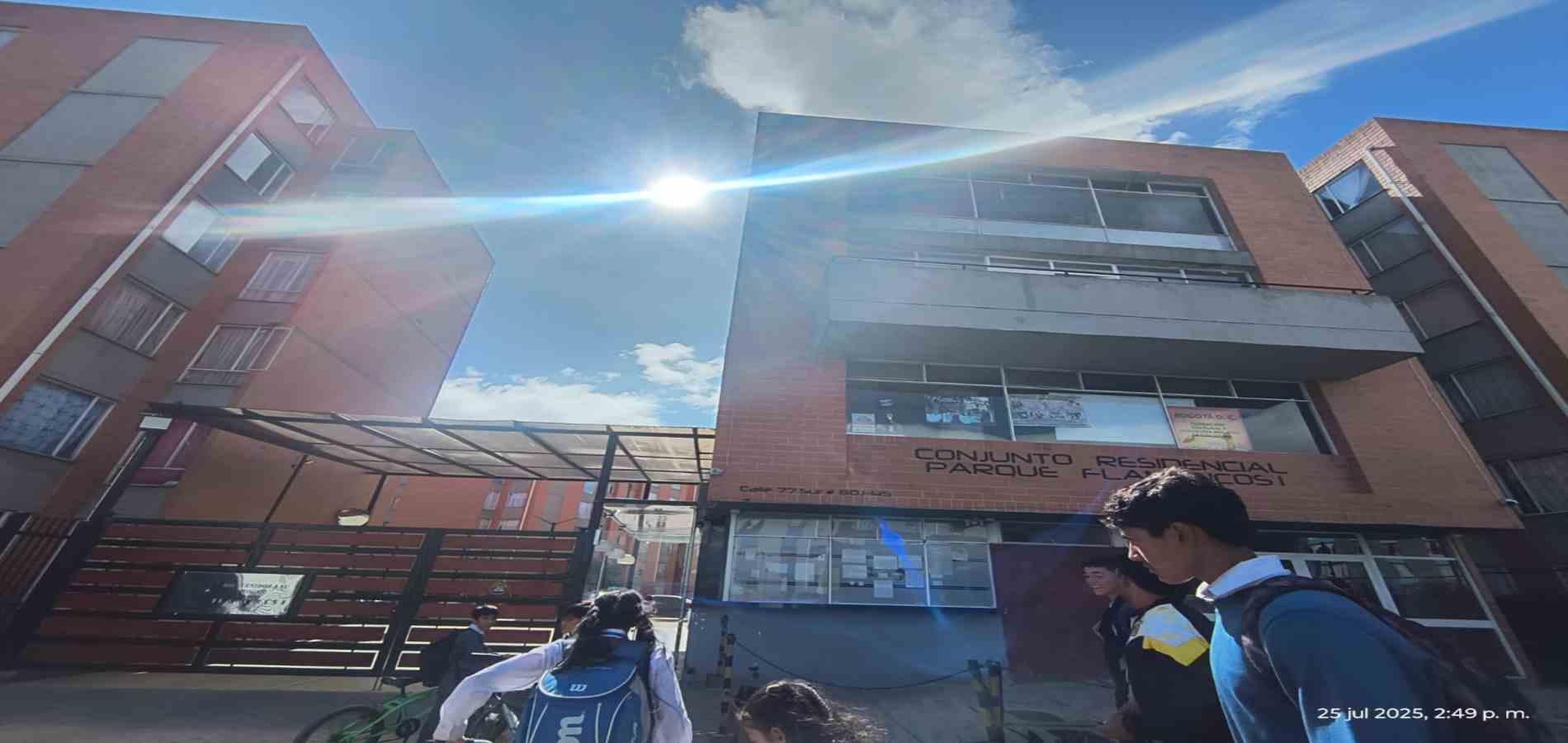 98925258-Apartamento para Venta en Los Laureles-3