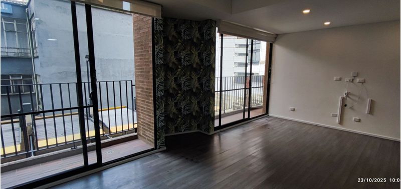 Apartamento en Venta en Bogotá, D.C., San Martín-0