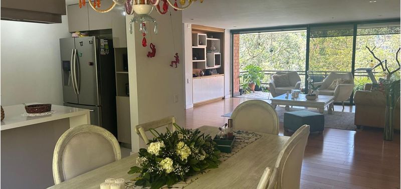 Apartamento en Venta en Medellín, El Poblado-0