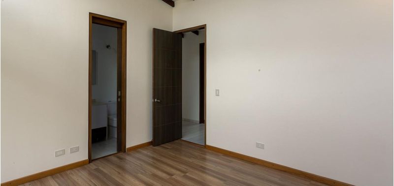 Casa en Venta en Envigado, Loma Del Escobero-8