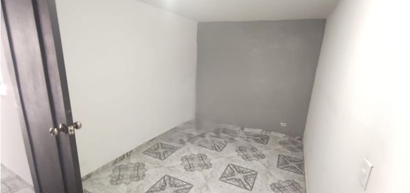 Casa en Venta en Medellín, Robledo-2