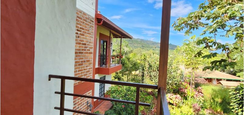 Casa en Venta en Jardín, Las Margaritas-24