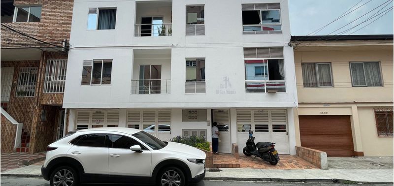 Casa en Venta en Medellín, San Joaquín-12
