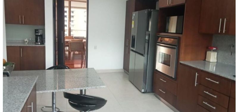 Apartamento en Venta en Medellín, El Poblado-1