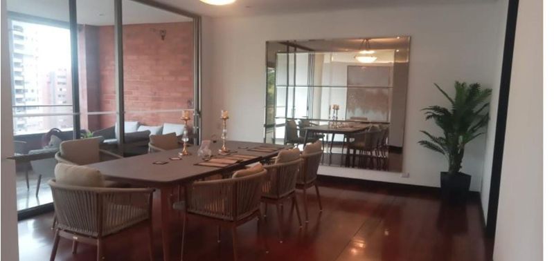 Apartamento en Venta en Medellín, El Poblado-2