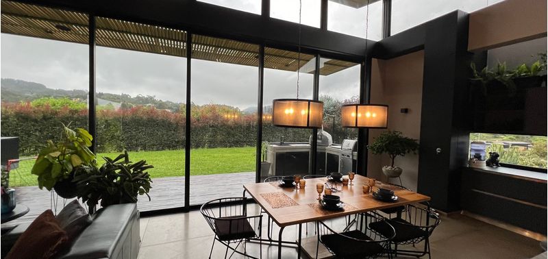 Casa en Venta en Envigado, Alto De Palmas-1