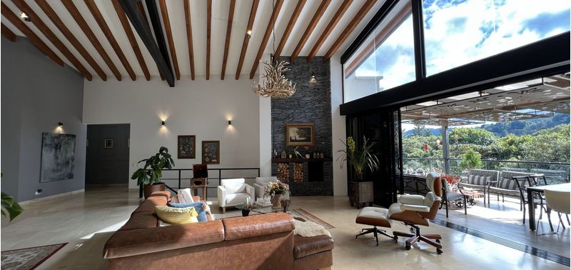 Casa en Venta en Medellín, Vereda Perico Santa Elena-3
