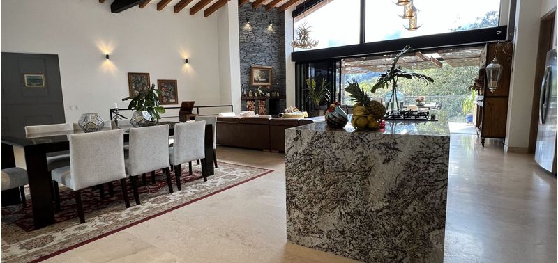 Casa en Venta en Medellín, Vereda Perico Santa Elena-5