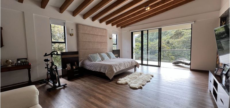 Casa en Venta en Medellín, Vereda Perico Santa Elena-12