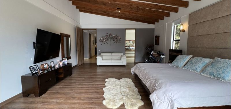 Casa en Venta en Medellín, Vereda Perico Santa Elena-13