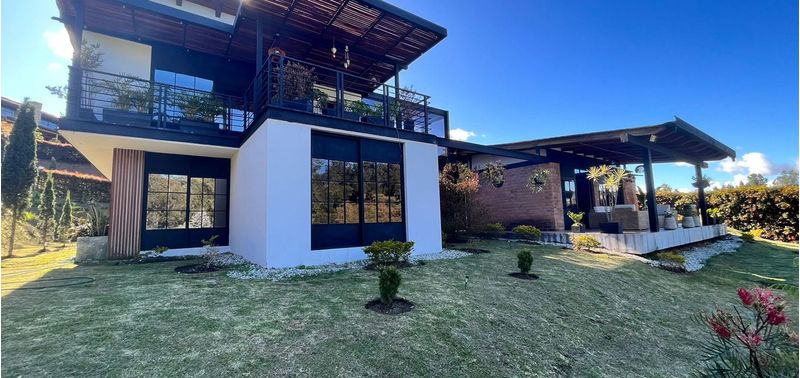 Casa en Venta en Envigado, Alcalá