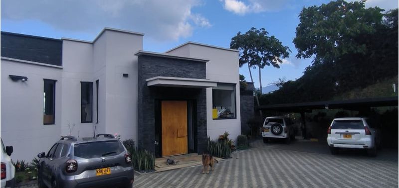 Casa en Venta en La Estrella, La Estrella-1