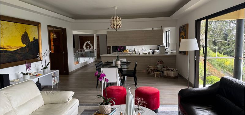 Casa en Venta en Envigado, Alto De Palmas-0